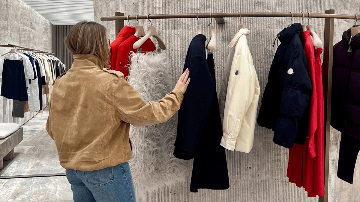 personal stylist in London helping clients to shop smarter after a wardrobe consultation.